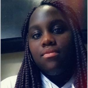 Meet your Posher, Briana